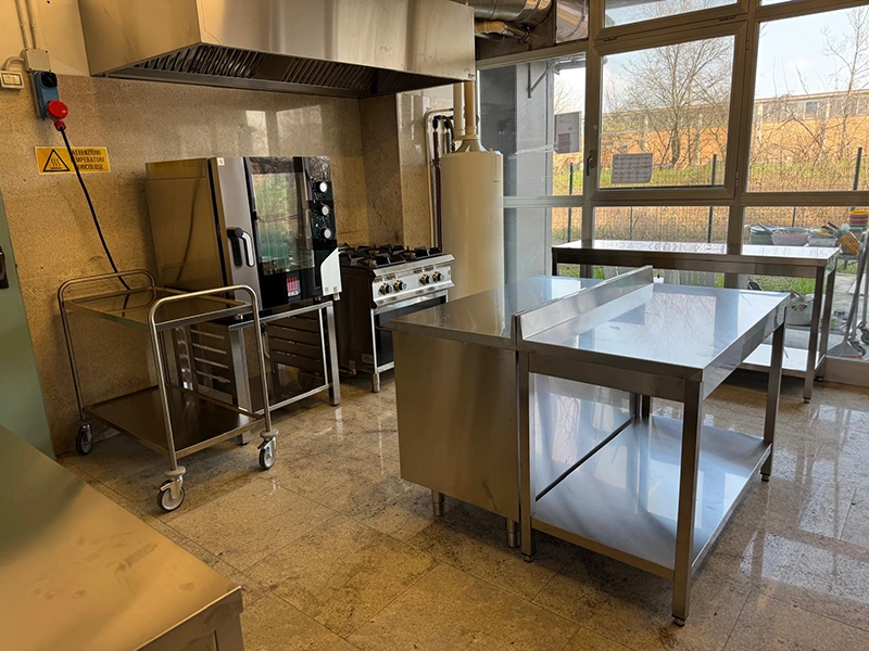 attilio-veronesi-cucina-scuola-materna